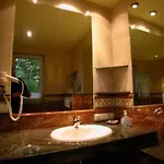 Haus Komoran By Interhome بيت للعطل