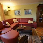 بيت للعطل Haus Komoran By Interhome *