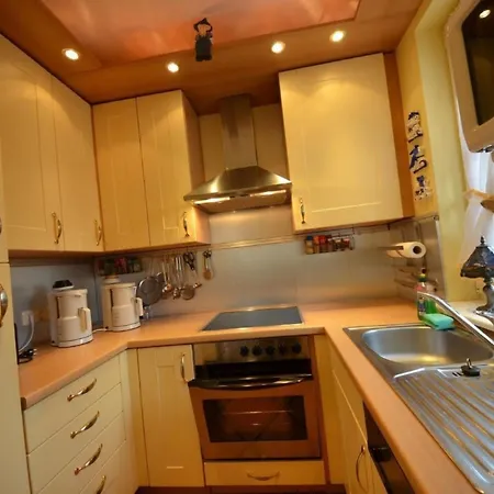 Casa vacanze Haus Komoran By Interhome